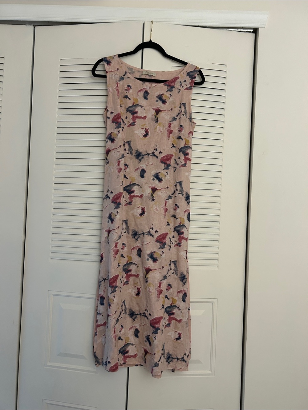 Blush Floral-Print Sleeveless Midi Dress